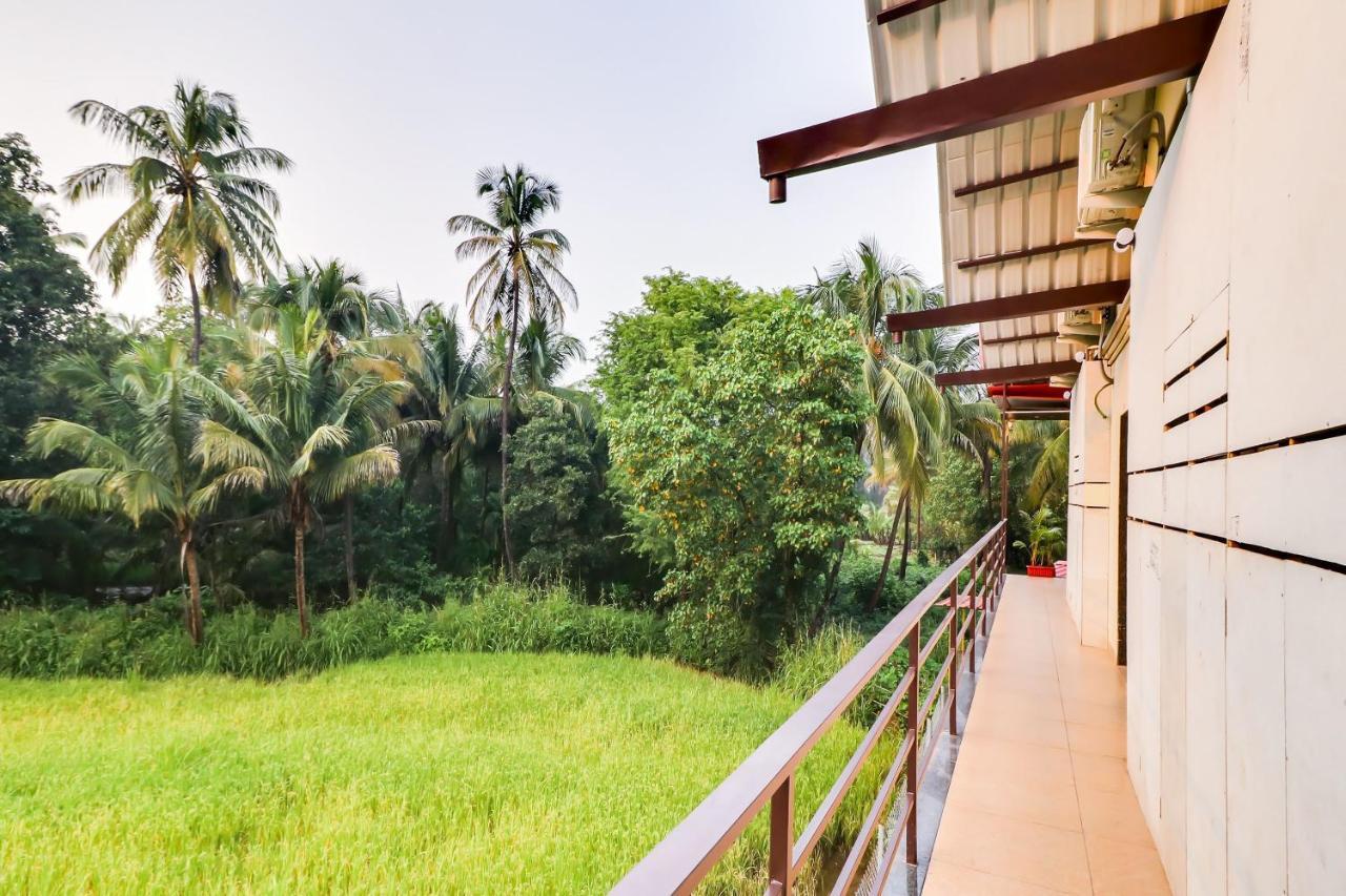 Collection O 47512 Eleven Petals Resort Alibag Bagian luar foto